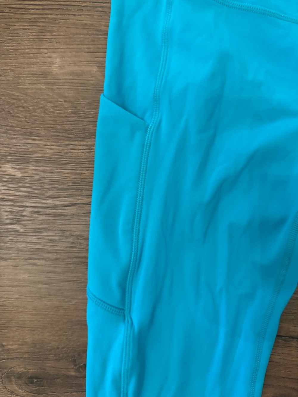 lululemon athletica Bright Aqua Active Leggings Size 6 - Picture 7 of 8